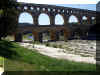 Languedoc_2007_Pont du Gard_19.JPG (73546 octets)